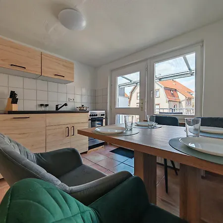Moderne Etagenwohnung Im Zentrum - Monteurszimmer * Weinheim